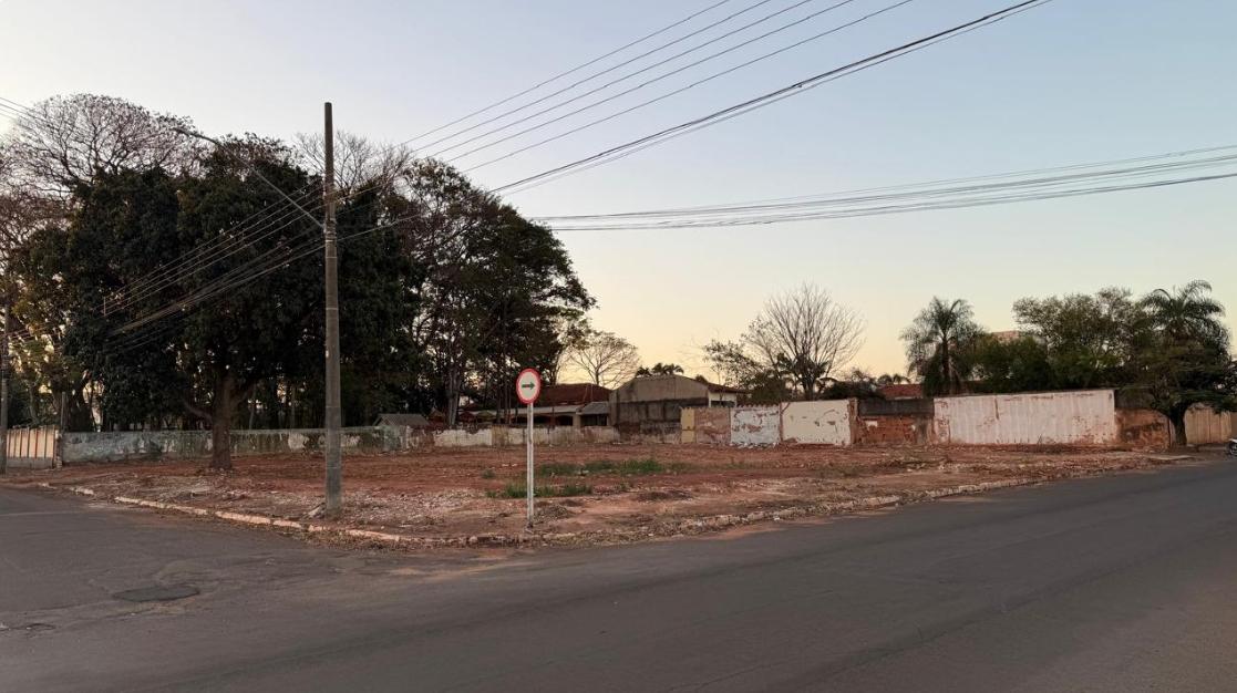 Excelente terreno comercial/residencia