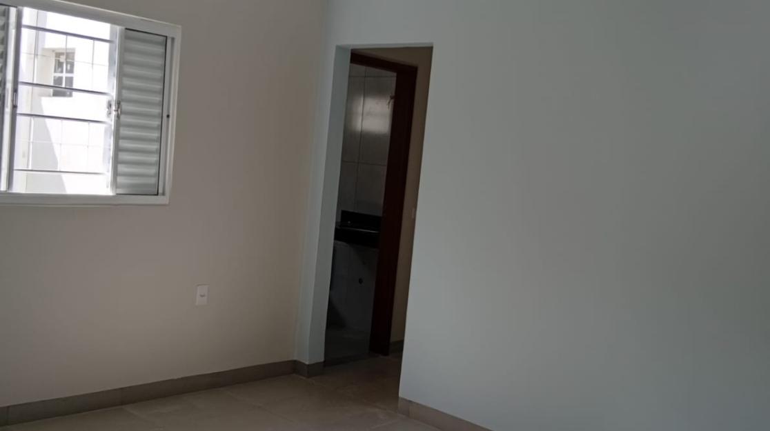 Imóvel - Localizado no Monte Carlos
